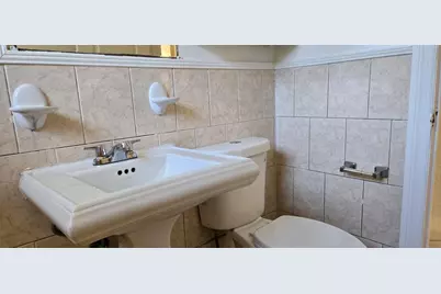112 Newton Road, West Park, FL 33023 - Photo 10