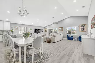 8075 Duomo Cir, Boynton Beach, FL 33472 - Photo 2