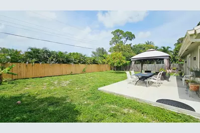 4679 Appaloosa Street, West Palm Beach, FL 33417 - Photo 18
