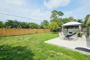 4679 Appaloosa St, West Palm Beach, FL 33417 - Photo 18