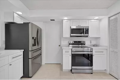 7834 La Mirada Drive #7834, Boca Raton, FL 33433 - Photo 12