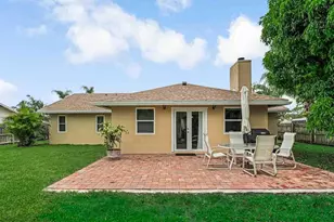 427 Las Palmas St, Royal Palm Beach, FL 33411 - Photo 30