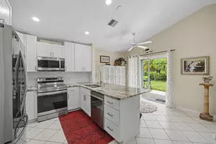 371 NW Sherry Ln, Port Saint Lucie, FL 34986 - Photo 12