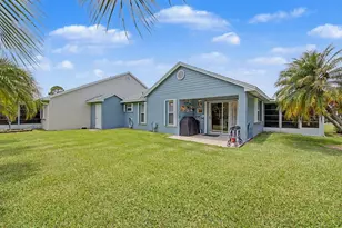371 NW Sherry Ln, Port Saint Lucie, FL 34986 - Photo 22