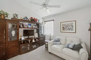 371 NW Sherry Ln, Port Saint Lucie, FL 34986 - Photo 14