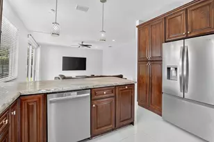 3701 Condor Ct, Weston, FL 33331 - Photo 16