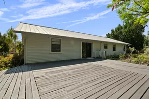 700 NW North River Dr, Stuart, FL 34994 - Photo 8