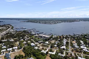 700 NW North River Dr, Stuart, FL 34994 - Photo 30