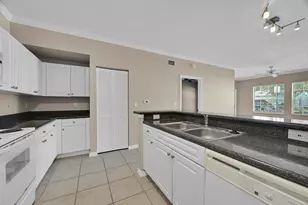 196 SE Kitching Cir, Stuart, FL 34994 - Photo 2