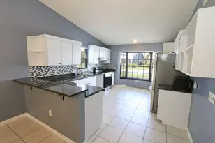 4074 Gator Trace Rd, Fort Pierce, FL 34982 - Photo 8