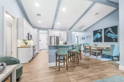 605 Bridgewater Lane SW, Vero Beach, FL 32962 - Photo 10