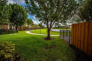10283 Wellington Parc Dr, Wellington, FL 33449 - Photo 30