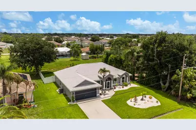 4025 SW Kadlic Street, Port Saint Lucie, FL 34953 - Photo 2