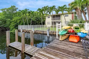 689 NE 6th Ct, Boynton Beach, FL 33435 - Photo 26