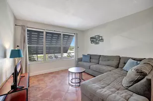 2400 NE 33rd Ave, Fort Lauderdale, FL 33305 - Photo 8