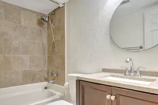2400 NE 33rd Ave, Fort Lauderdale, FL 33305 - Photo 26