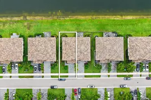 8697 Corvus, Lake Worth, FL 33467 - Photo 2