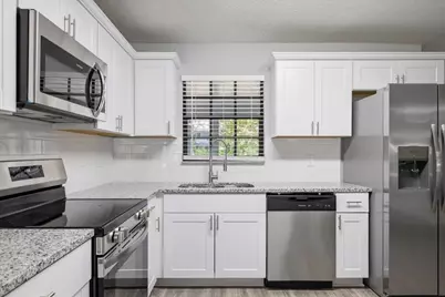 145 21st Avenue, Vero Beach, FL 32962 - Photo 8