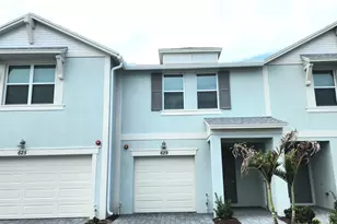 629 Salisbury Cir, Fort Pierce, FL 34982 - Photo 1