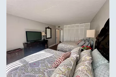 1147 Hillsboro Mile #214, Hillsboro Beach, FL 33062 - Photo 32