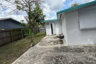 9308 N Military Trl, West Palm Beach, FL 33410 - Photo 12