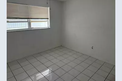 9308 N Military Trail, West Palm Beach, FL 33410 - Photo 32