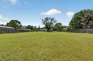 5912 Pinetree Dr, Fort Pierce, FL 34982 - Photo 30