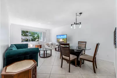 2615 Garden Drive N #307, Lake Worth, FL 33461 - Photo 2