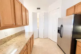 3600 Oaks Clubhouse Dr, Pompano Beach, FL 33069 - Photo 6