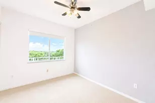 3600 Oaks Clubhouse Dr, Pompano Beach, FL 33069 - Photo 14