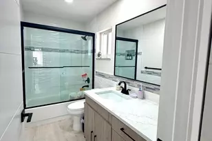 1058 SE 6th Ct, Dania Beach, FL 33004 - Photo 14