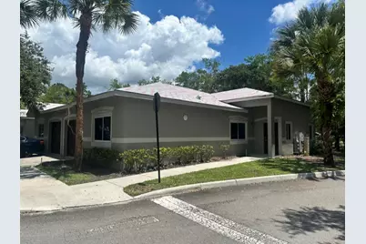 220 Crestwood Circle #106, Royal Palm Beach, FL 33411 - Photo 4
