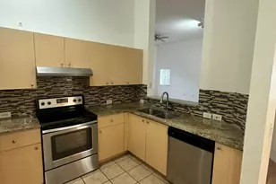 220 Crestwood Cir, Royal Palm Beach, FL 33411 - Photo 16