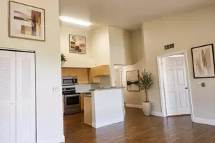 317 Villa Cir, Boynton Beach, FL 33435 - Photo 12
