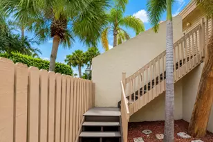 612 Executive Center Dr, West Palm Beach, FL 33401 - Photo 10