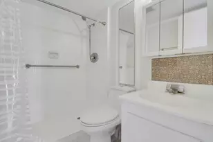 410 Wilma Circle, Riviera Beach, FL 33404 - Photo 20