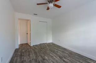 5847 S 37th St, Greenacres, FL 33463 - Photo 6