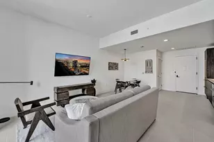 159 NE 6th St, Miami, FL 33132 - Photo 4