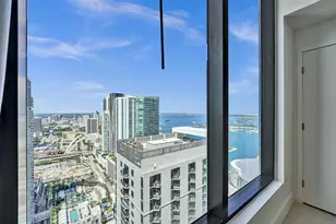 159 NE 6th St, Miami, FL 33132 - Photo 14