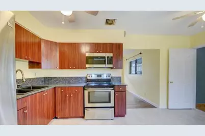 511 Minnesota Street, Lantana, FL 33462 - Photo 12
