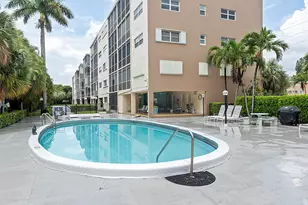 300 NE 14th Ave, Hallandale, FL 33009 - Photo 40