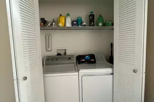 6976 SW 39th St, Davie, FL 33314 - Photo 14