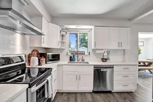 3201 SW 16th Ct, Fort Lauderdale, FL 33312 - Photo 6
