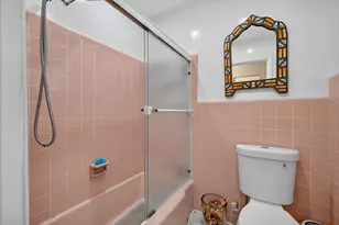 1570 NE 30th Pl, Oakland Park, FL 33334 - Photo 30