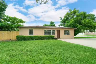 5854 Kumquat Road #A, West Palm Beach, FL 33413 - Photo 2