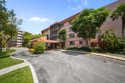 20860 San Simeon Way #109-6, Miami, FL 33179 - Photo 18