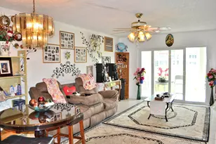 8841 Sunrise Lakes Blvd, Sunrise, FL 33322 - Photo 4