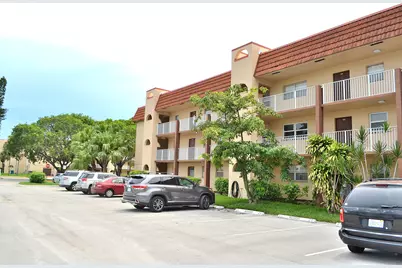 8841 Sunrise Lakes Boulevard #112, Sunrise, FL 33322 - Photo 16