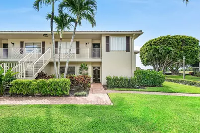 3 Stratford Drive E #G, Boynton Beach, FL 33436 - Photo 2