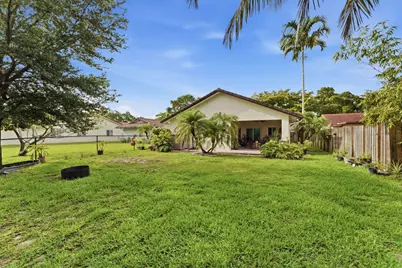 10237 NW 31st Street, Coral Springs, FL 33065 - Photo 16